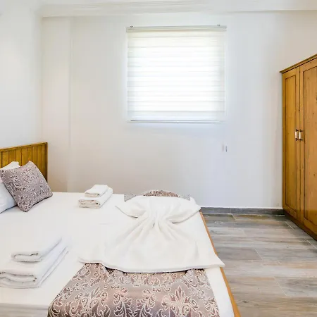 3 Sleeps 4 Isolated Honeymoon-villa Lale Uzumlu (Mediterranean)